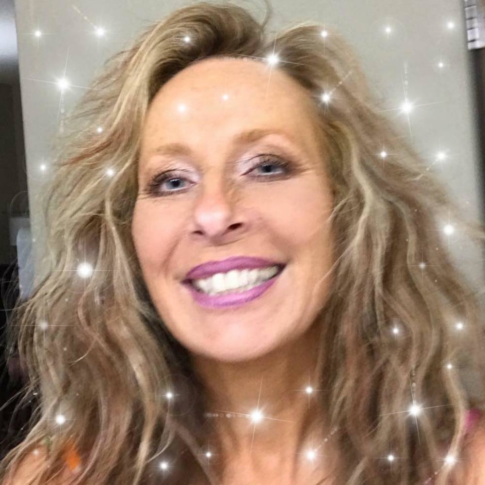 Meet your Posher, Kaylin